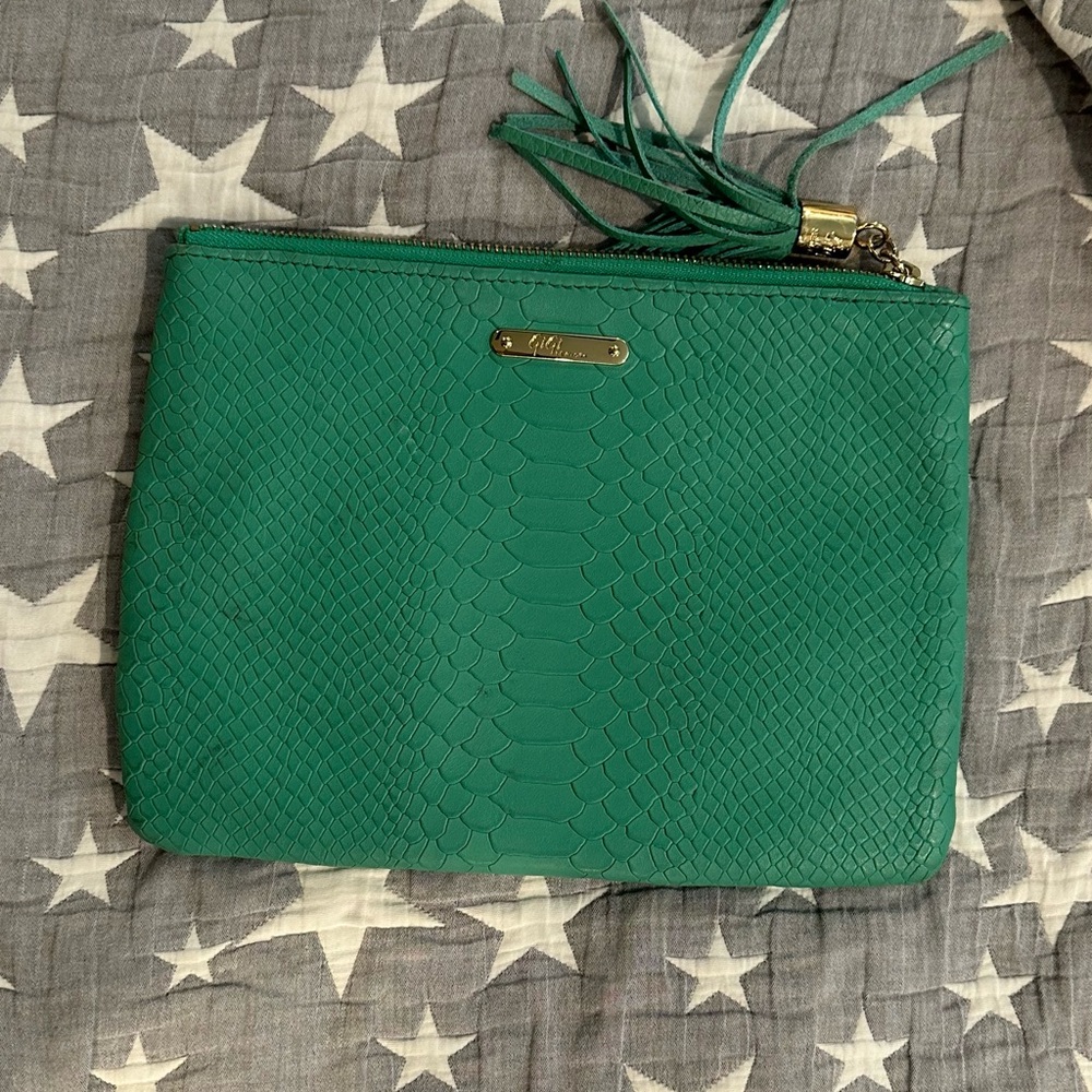 Gigi New York Green Leather Python-Texture Zip Pouch Clutch